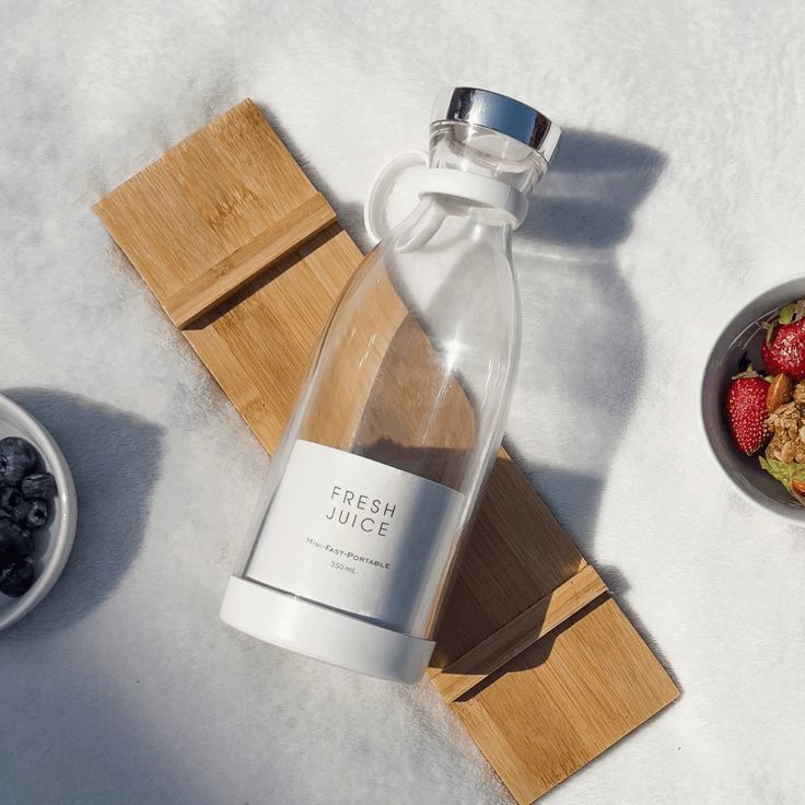 Electric Portable Mini Juicer Bottle